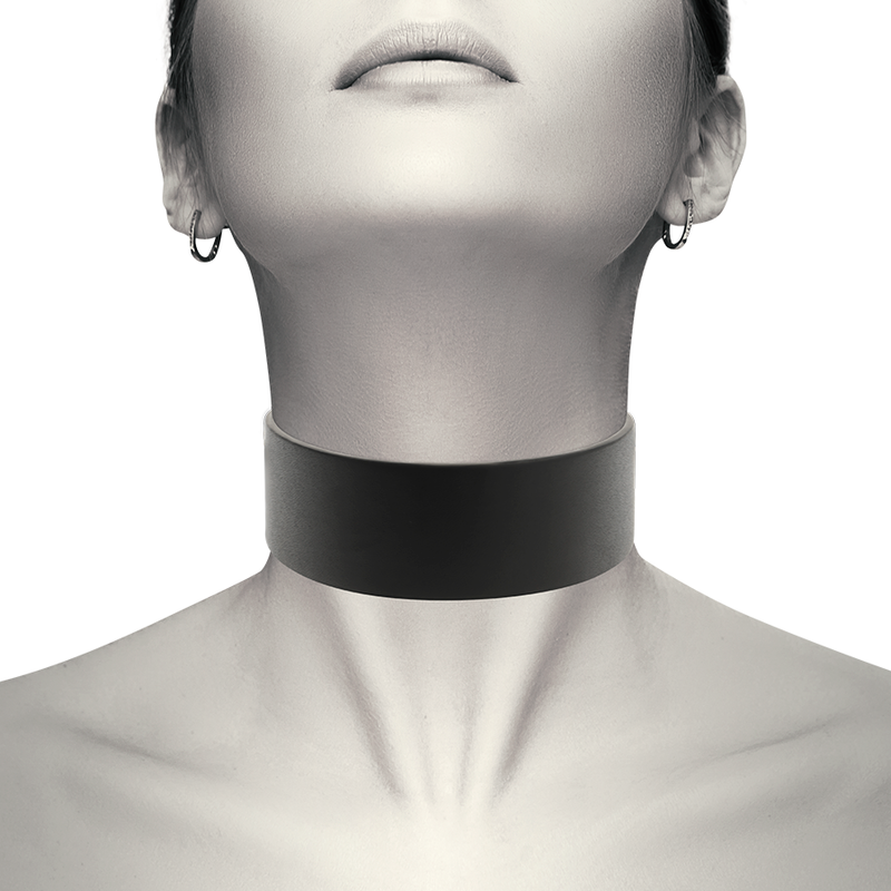 COQUETTE CHIC DESIRE - CHOKER I VEGANLÄDER